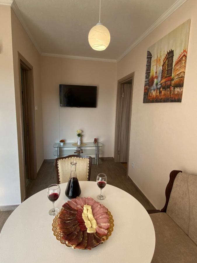 Apartment Lorena Kotor Eksteriør bilde